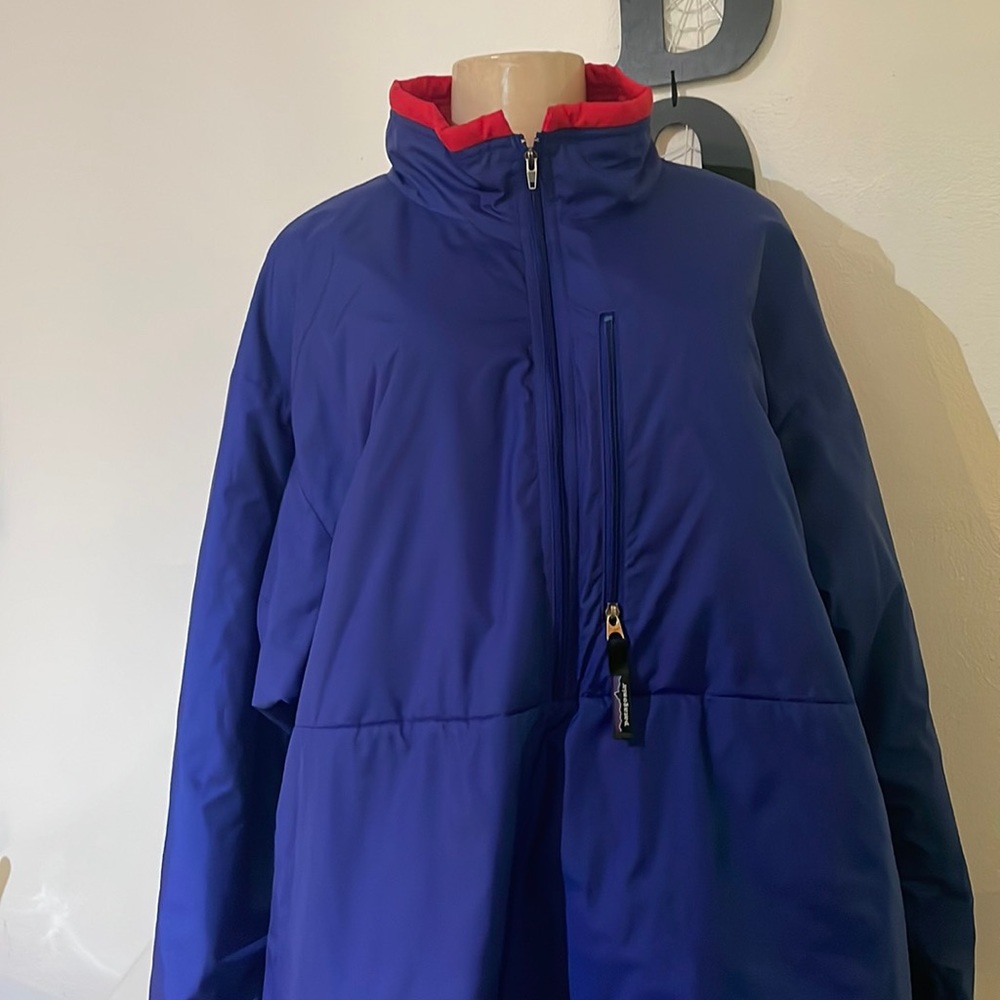 Adults 2X vintage Patagonia royal blue and red trim 1/4 zip puffy jacket.